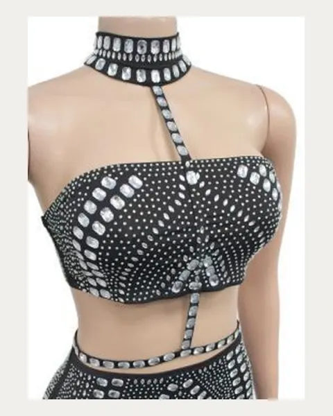 GBS-104 Beaded fabrics & details